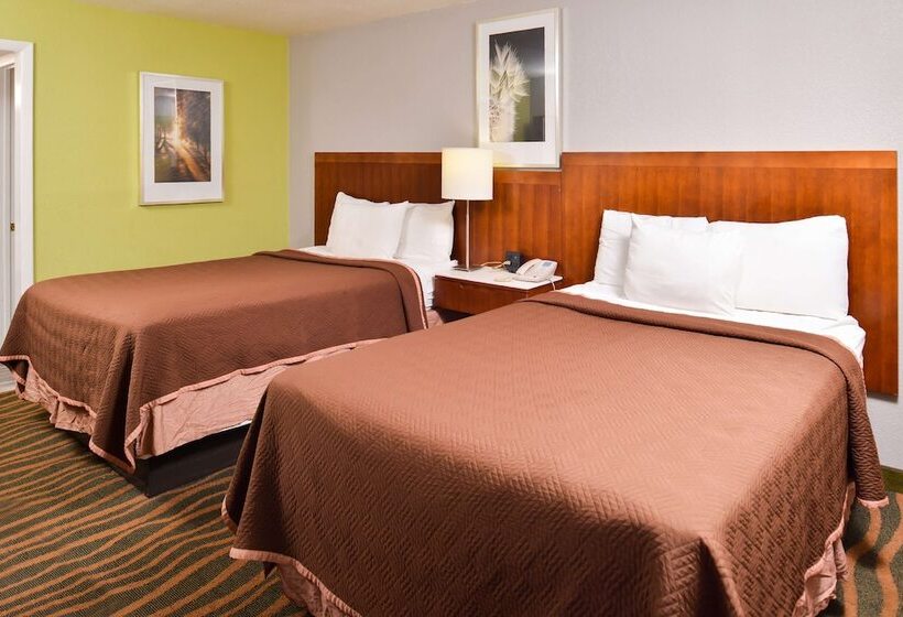 فندق Jameson Inn Winder