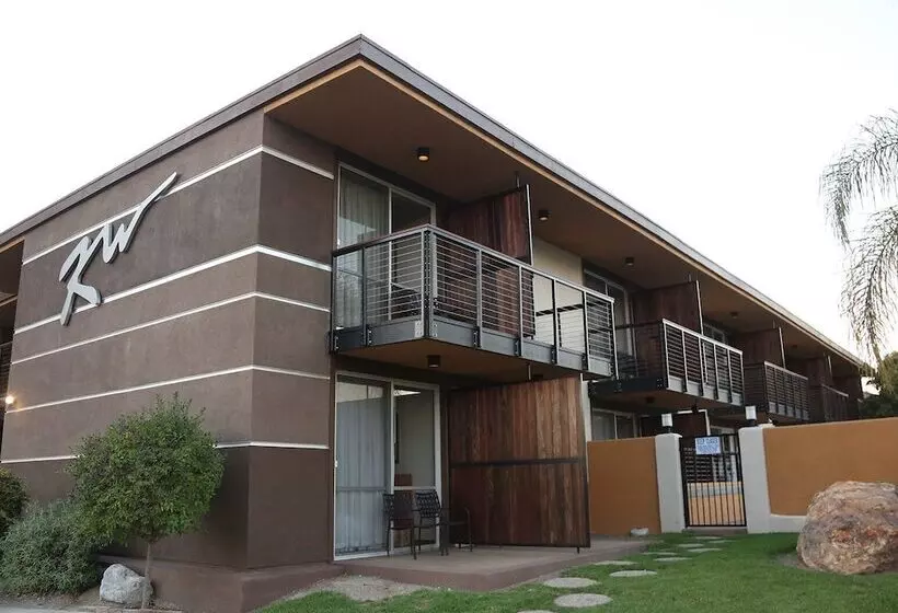 Отель Kellogg West Conference Center And