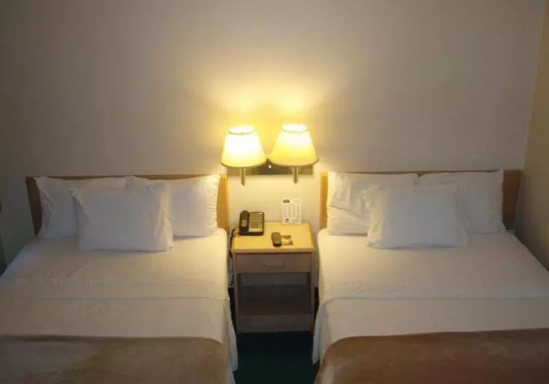 هتل Knights Inn Yuma