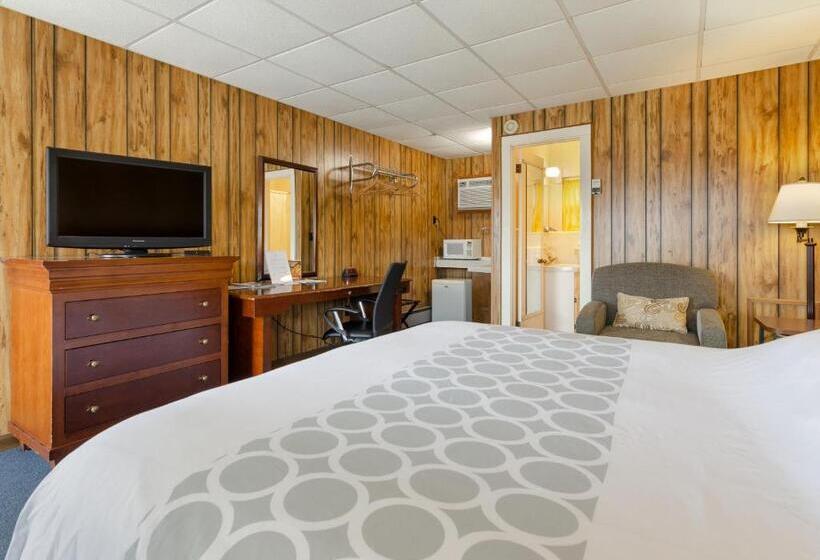 Отель Knob Hill Motor Lodge