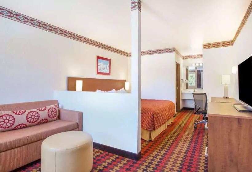 هتل Kokopelli Inn Sedona, Trademark Collection By Wyndham