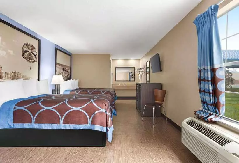 酒店 Super 8 By Wyndham Foley