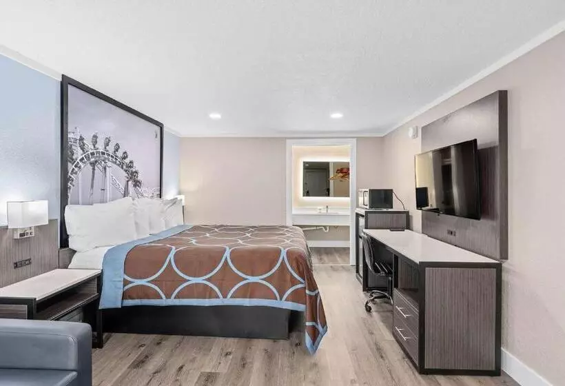 酒店 Super 8 By Wyndham Kissimmee Orlando