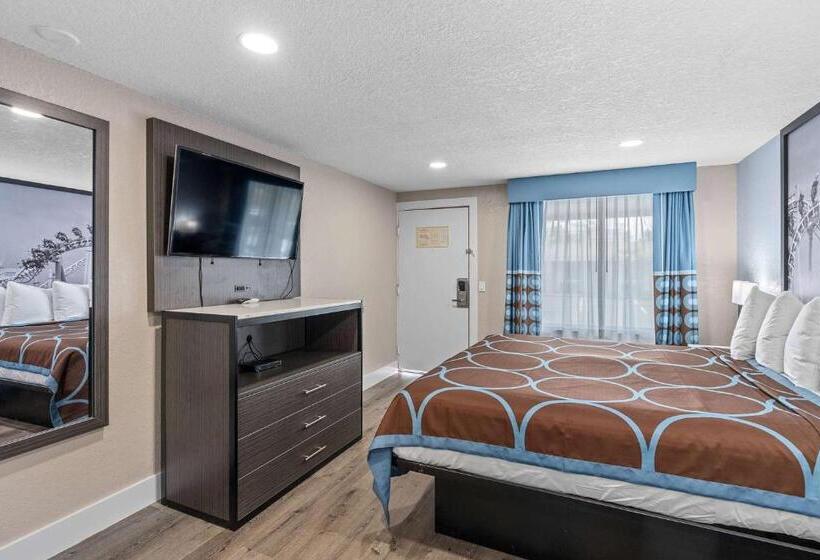 فندق Super 8 By Wyndham Kissimmee Orlando