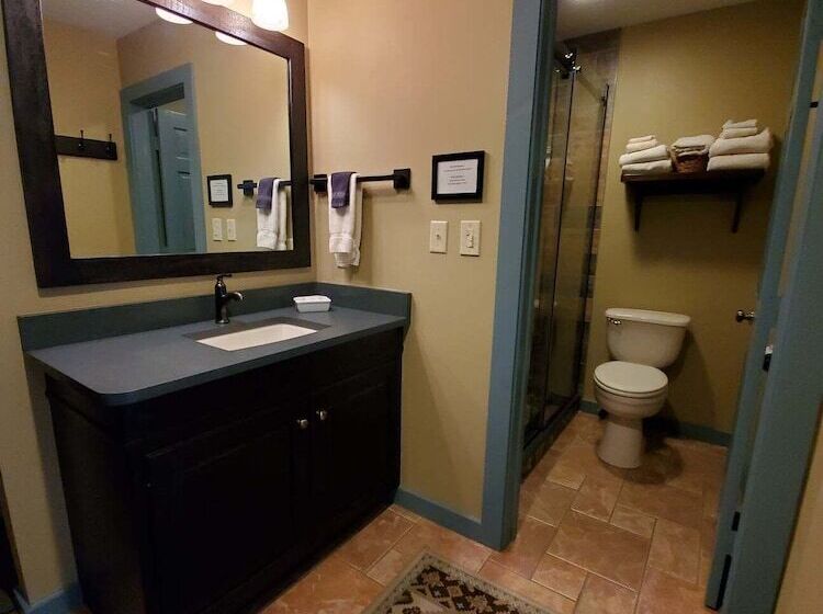 בית מלון כפרי The Inn At Turkey Hill