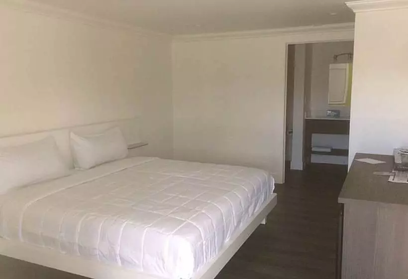 مُتل Spinnaker Inn Of Naples