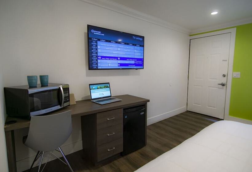 Motel Spinnaker Inn Of Naples