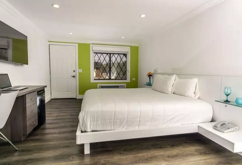 مُتل Spinnaker Inn Of Naples