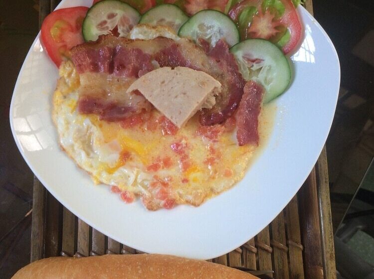 تختخواب و صبحانه Green Garden House