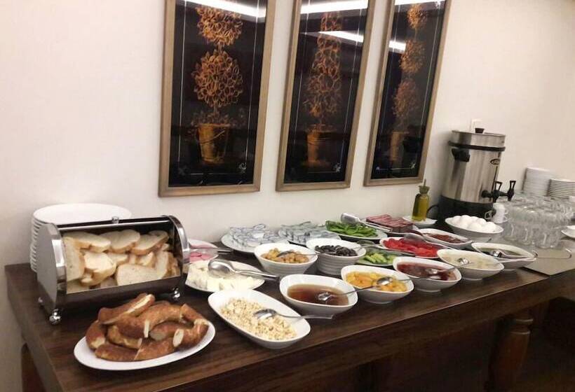 مبيت وإفطار Zeybek