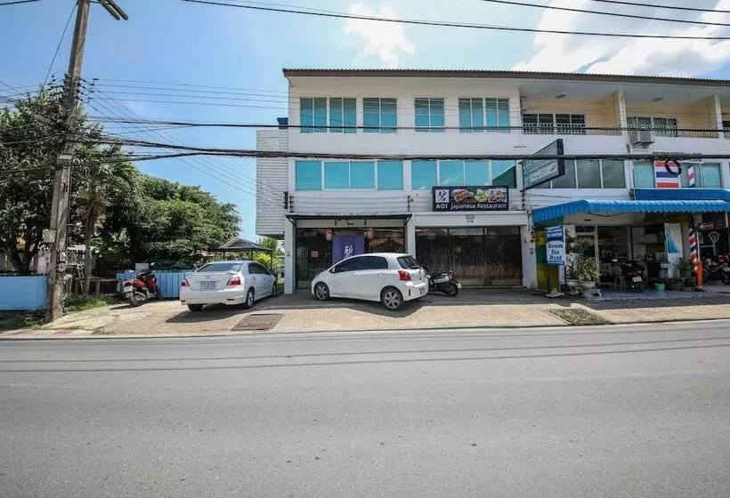 هتل Aoi Apartment By Oyo Rooms