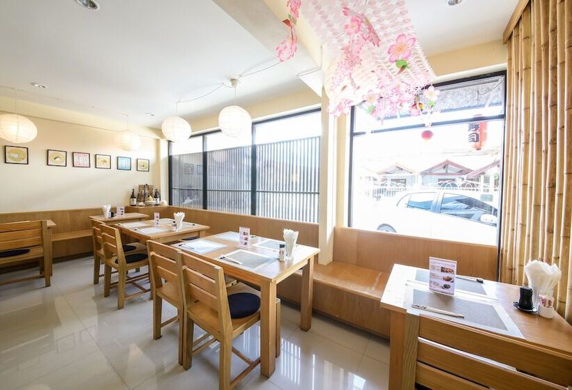 בית מלון כפרי Aoi Apartment By Oyo Rooms