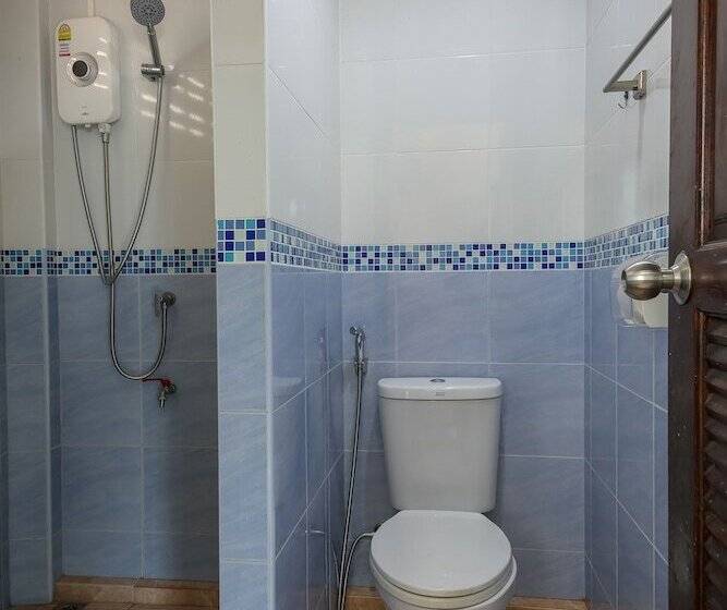 בית מלון כפרי Aoi Apartment By Oyo Rooms