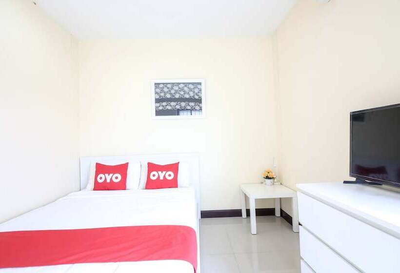 בית מלון כפרי Aoi Apartment By Oyo Rooms