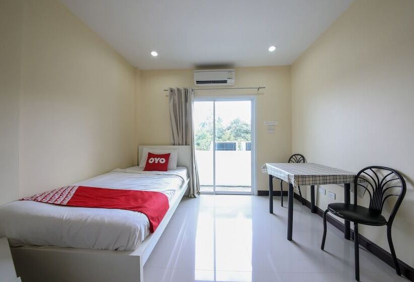 בית מלון כפרי Aoi Apartment By Oyo Rooms