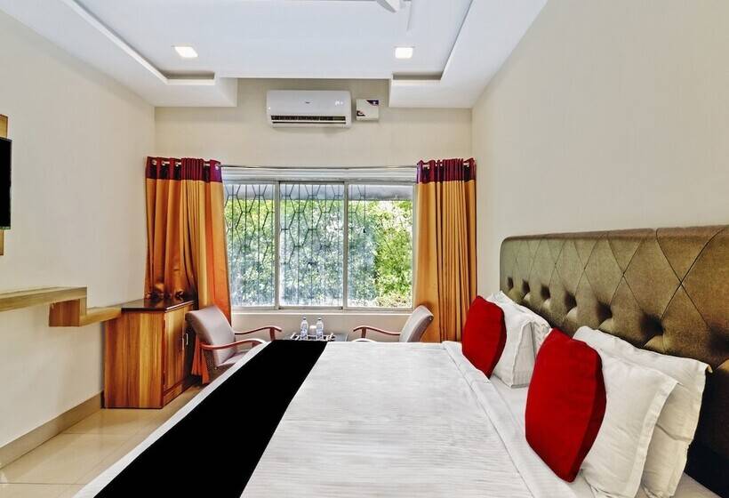 Отель Capital O 43238 The Taj Regency