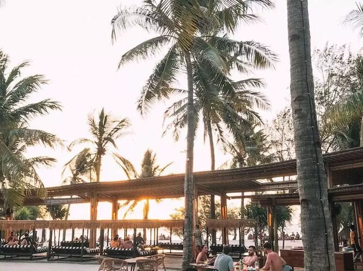 ホテル Lumi Gili Trawangan