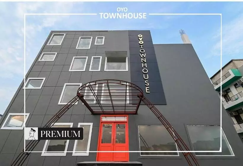 Hotelli Townhouse D Knowledge Park Iii
