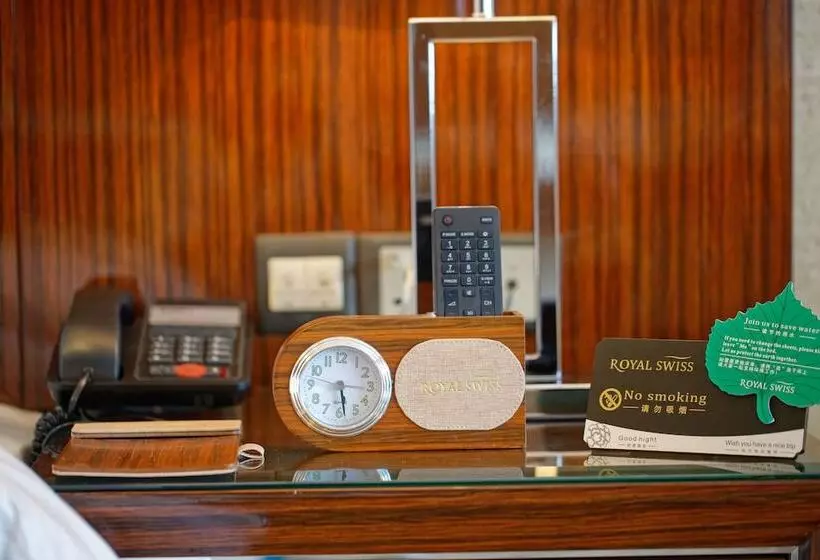 هتل Royal Swiss Lahore