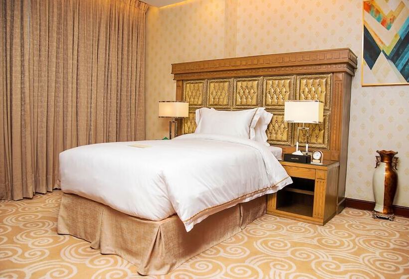 هتل Royal Swiss Lahore