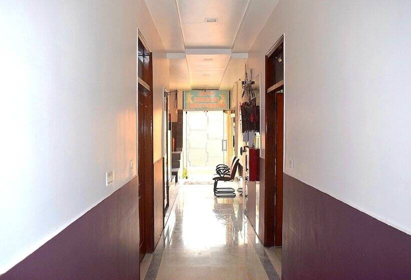 Hotell Shree Radhe Krishan