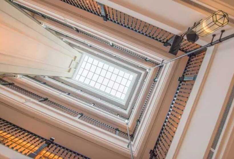 فندق Yiu Teung Mansion