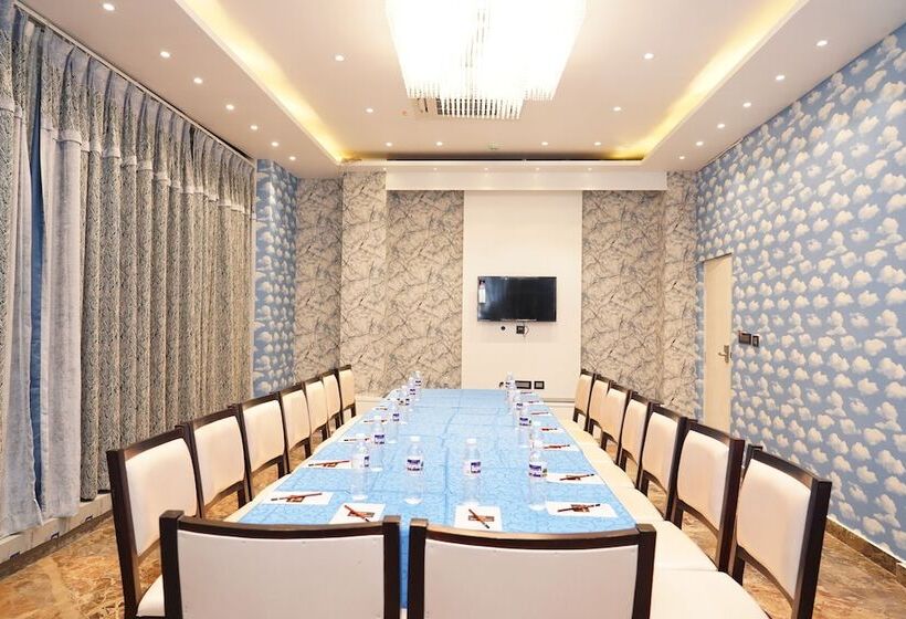 Park Signature Hotels   Royal Benza