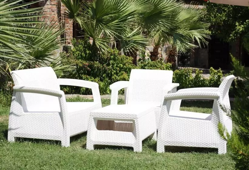 Antik Manastir Butik Otel