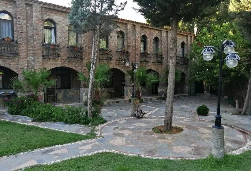 Antik Manastir Butik Otel