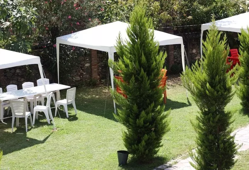 Antik Manastir Butik Otel