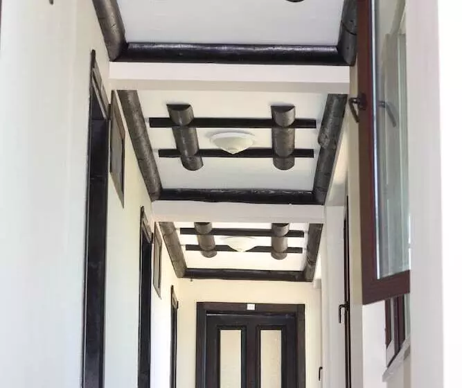 Antik Manastir Butik Otel