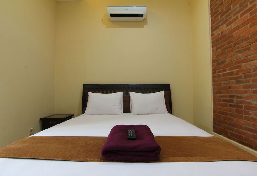 בית מלון כפרי Agrapana Guesthouse 1