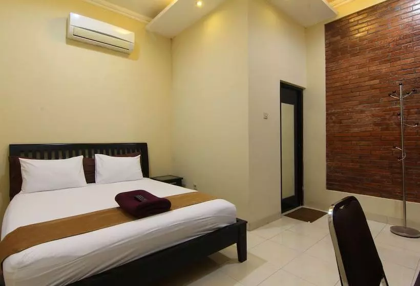 هتل Agrapana Guesthouse 1