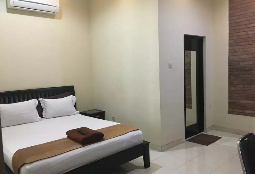 هتل Agrapana Guesthouse 1