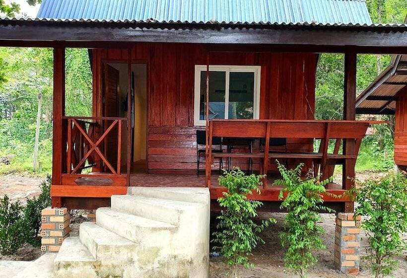 Hotel Koh Jum Delight Beach