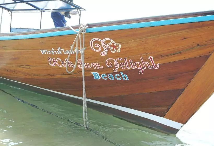 Hotelli Koh Jum Delight Beach