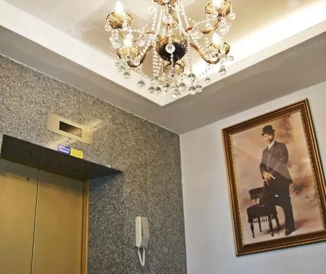 ホテル Natcha Apartment&condo