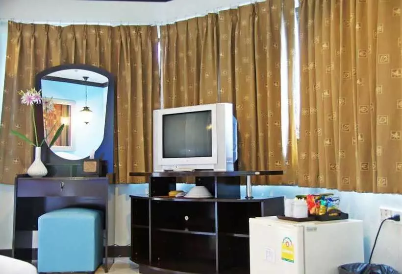 ホテル Natcha Apartment&condo