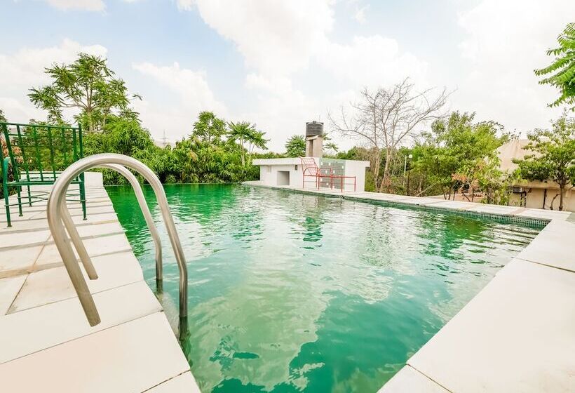 בית מלון כפרי Tent Panihari By Oyo Rooms