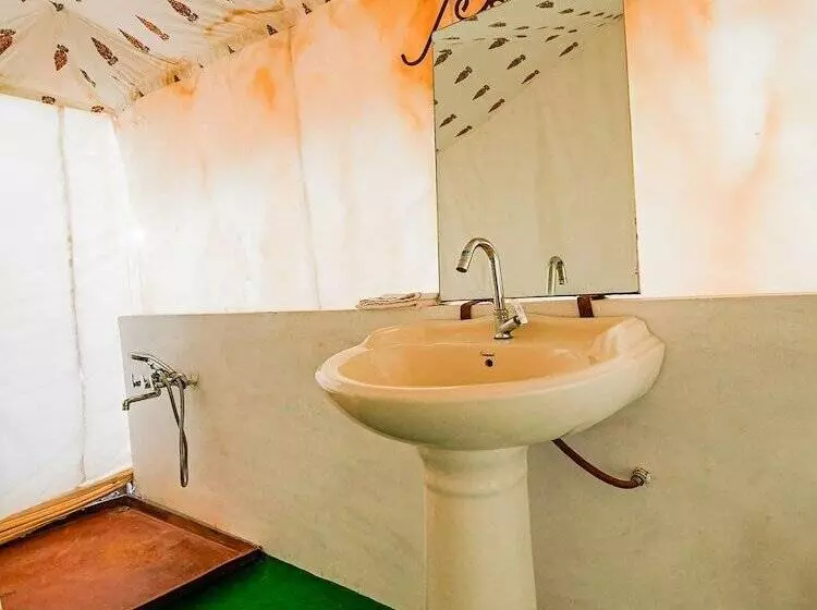 ホテル Tent Panihari By Oyo Rooms