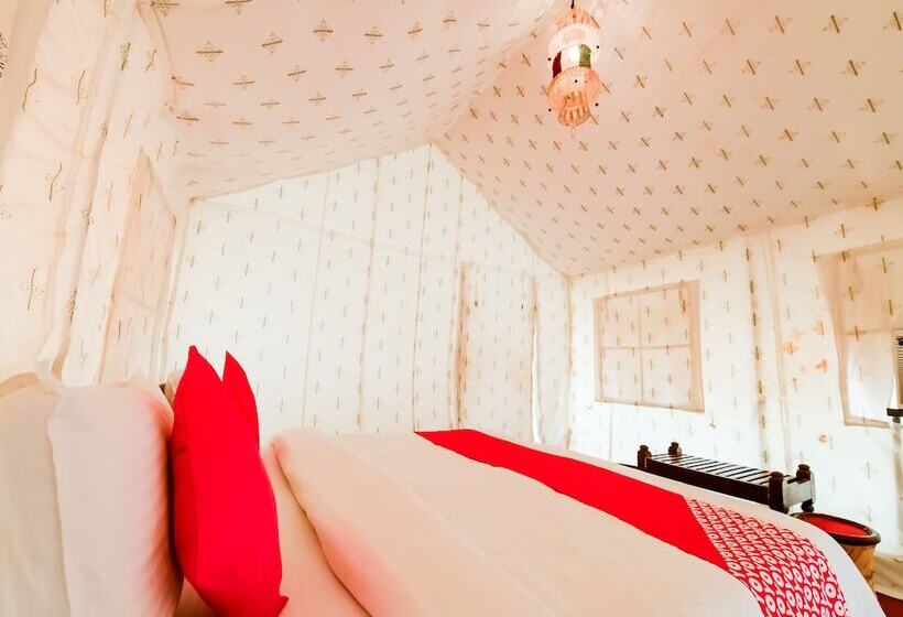 בית מלון כפרי Tent Panihari By Oyo Rooms