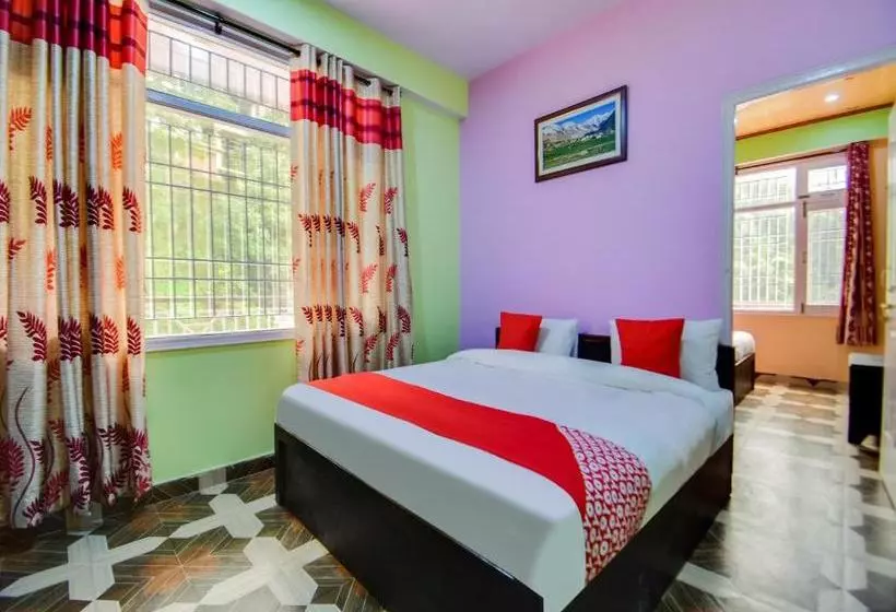 هتل The Pine Stay By Oyo Rooms
