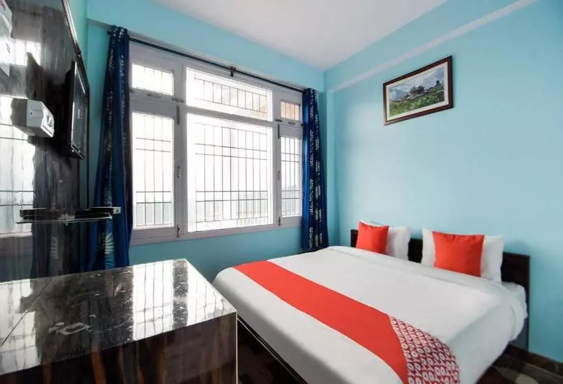 هتل The Pine Stay By Oyo Rooms