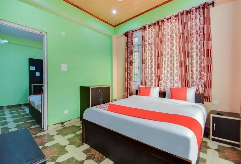 هتل The Pine Stay By Oyo Rooms