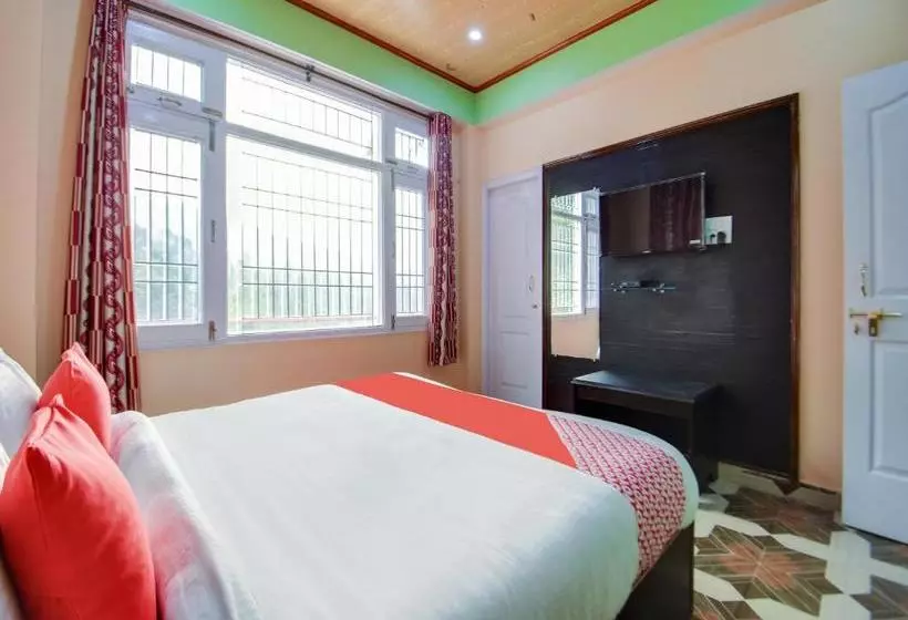 هتل The Pine Stay By Oyo Rooms