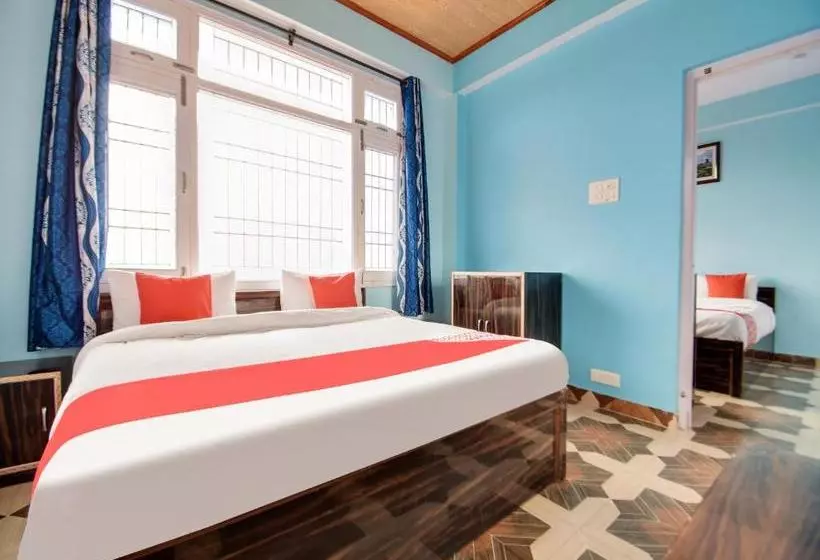 هتل The Pine Stay By Oyo Rooms