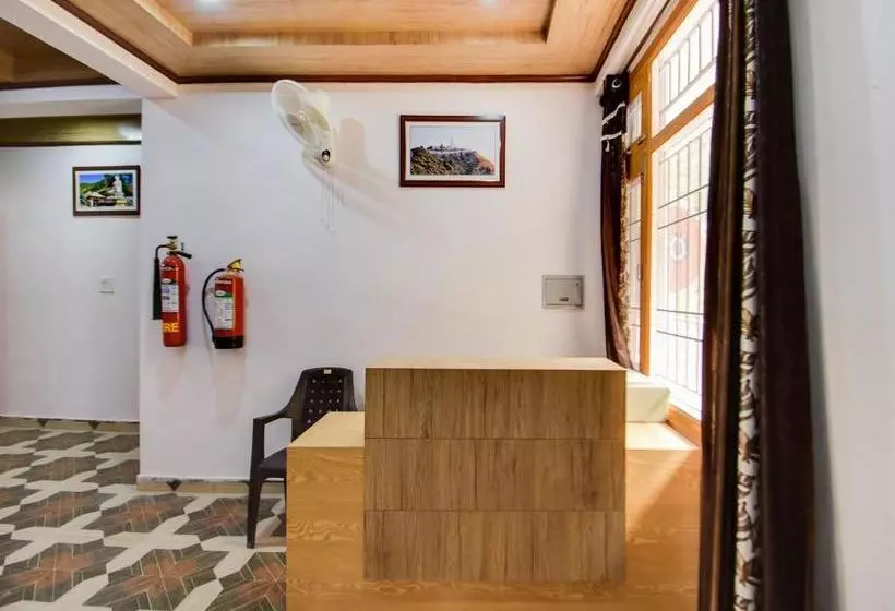 هتل The Pine Stay By Oyo Rooms
