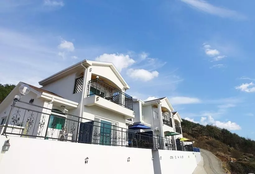 Namhea Pension Marronnier