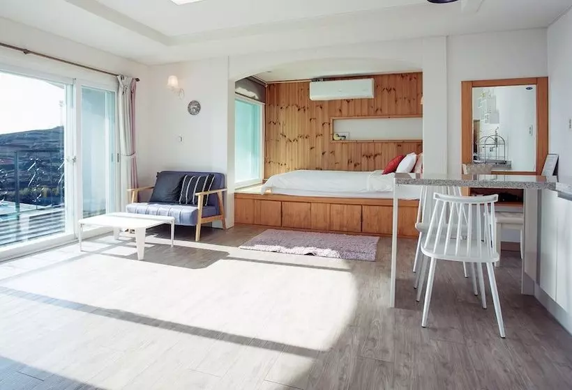 Namhea Pension Marronnier