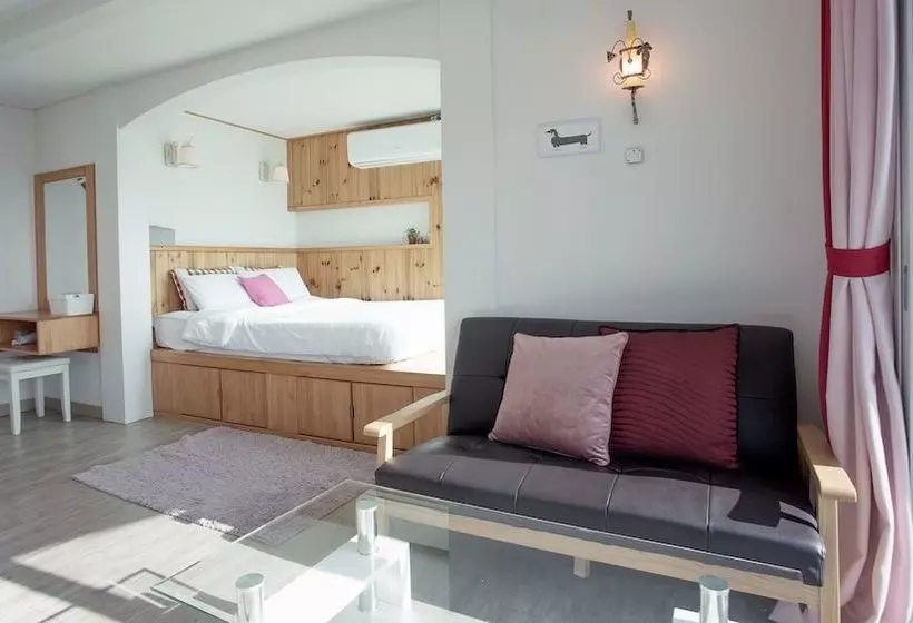 Namhea Pension Marronnier
